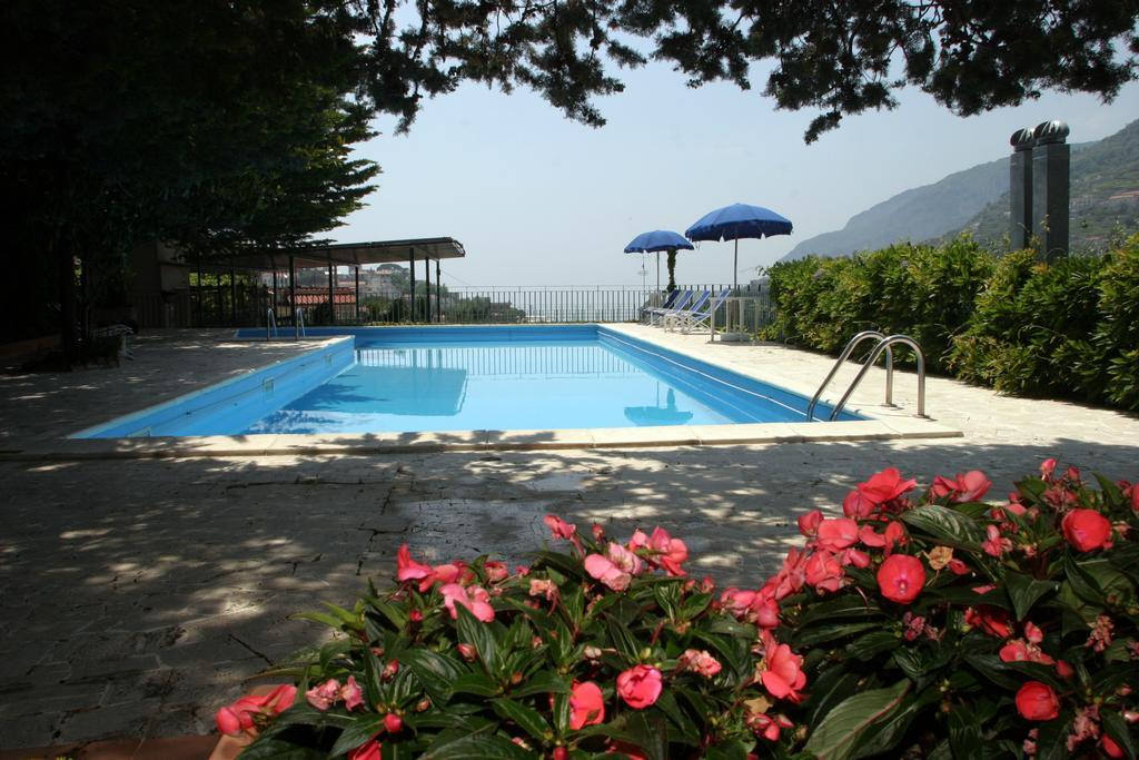 Residence Le Villette Ravello Exteriör bild
